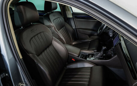 Skoda Superb III рестайлинг, 2016 год, 2 739 000 рублей, 22 фотография