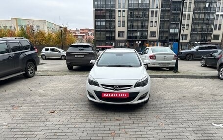 Opel Astra J, 2013 год, 950 000 рублей, 5 фотография