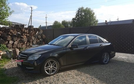 Mercedes-Benz C-Класс, 2011 год, 1 200 000 рублей, 3 фотография