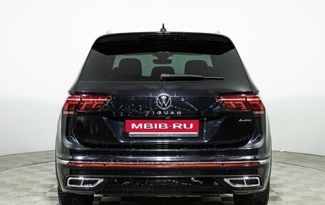 Volkswagen Tiguan II, 2020 год, 3 729 898 рублей, 6 фотография