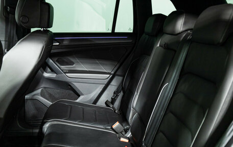 Volkswagen Tiguan II, 2020 год, 3 729 898 рублей, 10 фотография