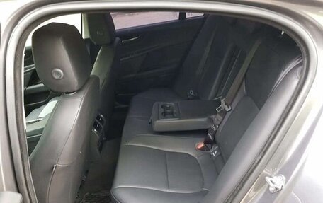 Jaguar XE I рестайлинг, 2018 год, 1 750 000 рублей, 8 фотография