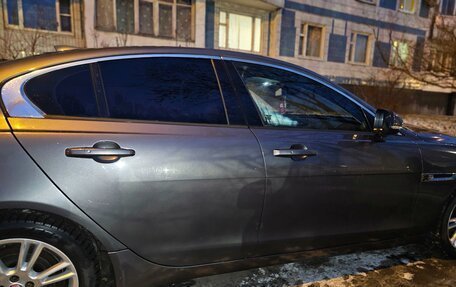 Jaguar XE I рестайлинг, 2018 год, 1 750 000 рублей, 23 фотография