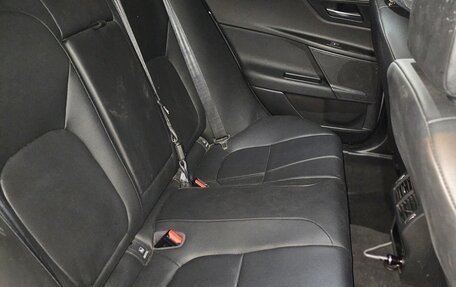 Jaguar XE I рестайлинг, 2018 год, 1 750 000 рублей, 28 фотография