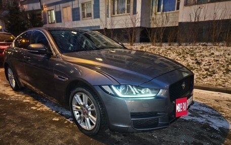 Jaguar XE I рестайлинг, 2018 год, 1 750 000 рублей, 25 фотография