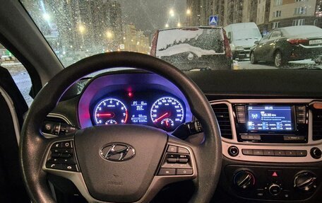 Hyundai Solaris II рестайлинг, 2019 год, 1 400 000 рублей, 9 фотография