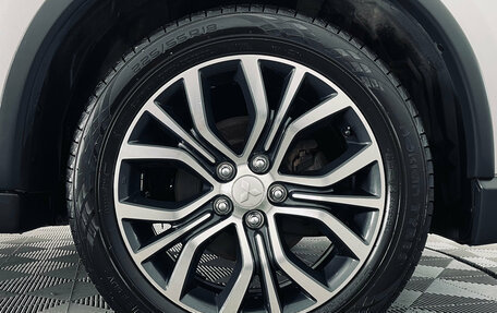 Mitsubishi Outlander III рестайлинг 3, 2015 год, 1 890 000 рублей, 23 фотография