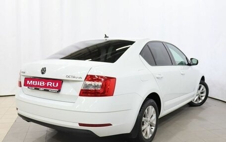 Skoda Octavia, 2017 год, 1 750 000 рублей, 4 фотография