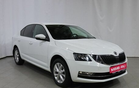 Skoda Octavia, 2017 год, 1 750 000 рублей, 3 фотография