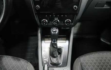 Skoda Octavia, 2017 год, 1 750 000 рублей, 18 фотография