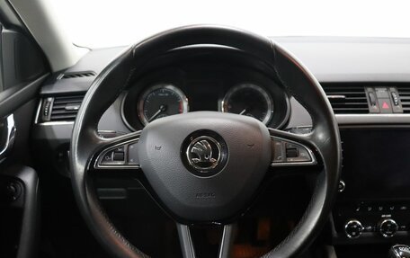 Skoda Octavia, 2017 год, 1 750 000 рублей, 14 фотография