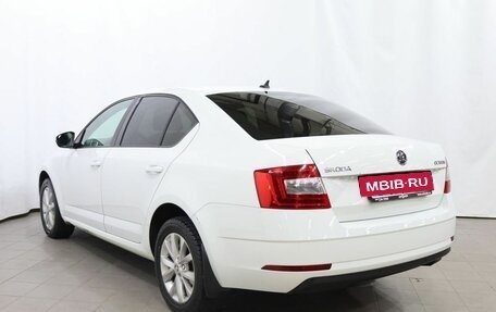 Skoda Octavia, 2017 год, 1 750 000 рублей, 6 фотография