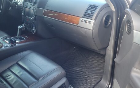 Volkswagen Touareg III, 2008 год, 1 330 000 рублей, 9 фотография