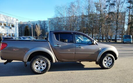 Mitsubishi L200 IV рестайлинг, 2013 год, 1 280 000 рублей, 6 фотография