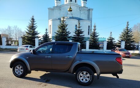 Mitsubishi L200 IV рестайлинг, 2013 год, 1 280 000 рублей, 4 фотография