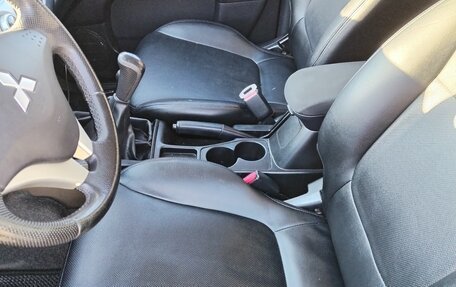 Mitsubishi L200 IV рестайлинг, 2013 год, 1 280 000 рублей, 10 фотография