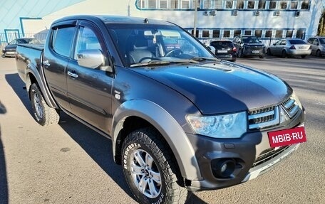 Mitsubishi L200 IV рестайлинг, 2013 год, 1 280 000 рублей, 12 фотография