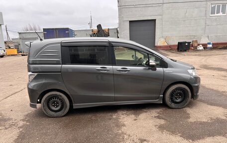 Honda Freed I, 2012 год, 870 000 рублей, 1 фотография