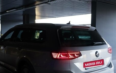 Volkswagen Passat B8 рестайлинг, 2020 год, 3 500 000 рублей, 8 фотография