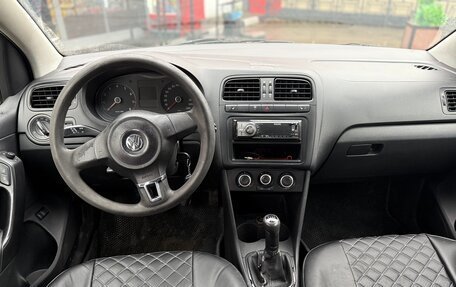 Volkswagen Polo VI (EU Market), 2011 год, 420 000 рублей, 6 фотография