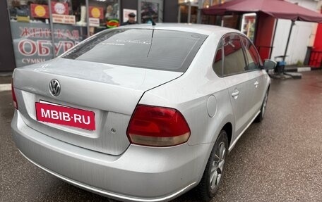 Volkswagen Polo VI (EU Market), 2011 год, 420 000 рублей, 3 фотография