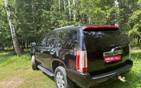 Cadillac Escalade III, 2007 год, 1 900 000 рублей, 11 фотография