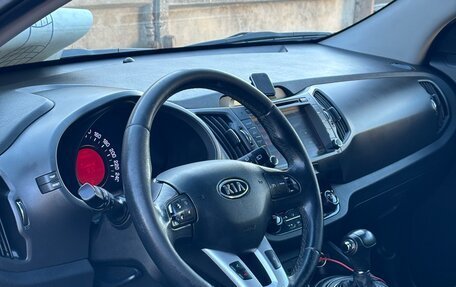 KIA Sportage III, 2011 год, 1 050 000 рублей, 12 фотография