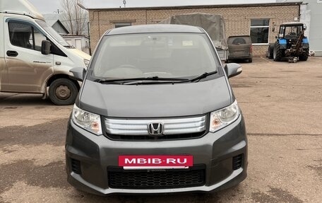 Honda Freed I, 2012 год, 870 000 рублей, 3 фотография