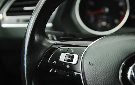 Volkswagen Tiguan II, 2018 год, 2 690 000 рублей, 11 фотография