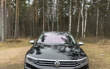 Volkswagen Passat B8 рестайлинг, 2020 год, 3 150 000 рублей, 1 фотография