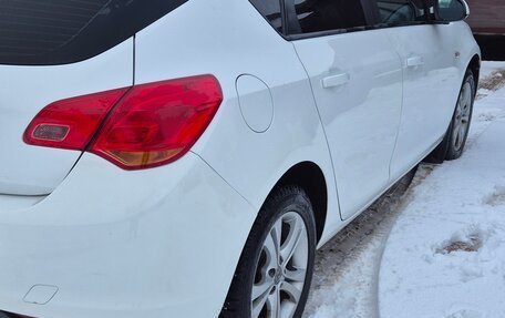 Opel Astra J, 2011 год, 526 000 рублей, 7 фотография