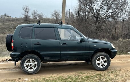 Chevrolet Niva I рестайлинг, 2004 год, 340 000 рублей, 4 фотография