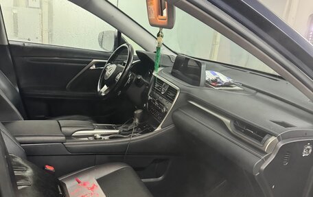 Lexus RX IV рестайлинг, 2020 год, 5 300 000 рублей, 9 фотография