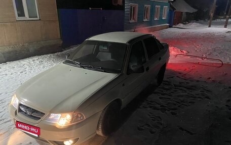 Daewoo Nexia I рестайлинг, 2011 год, 250 000 рублей, 5 фотография