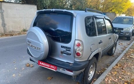 Chevrolet Niva I рестайлинг, 2003 год, 265 000 рублей, 8 фотография