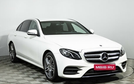 Mercedes-Benz E-Класс, 2019 год, 3 499 700 рублей, 2 фотография