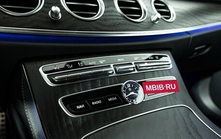 Mercedes-Benz E-Класс, 2019 год, 3 499 700 рублей, 17 фотография