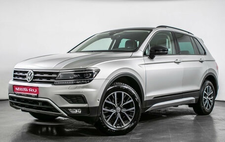 Volkswagen Tiguan II, 2019 год, 2 490 000 рублей, 1 фотография