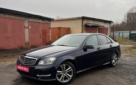Mercedes-Benz C-Класс, 2013 год, 1 480 000 рублей, 1 фотография