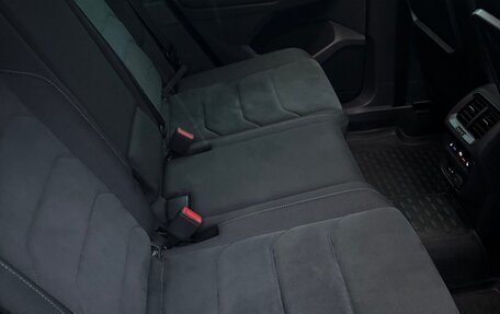 Volkswagen Tiguan II, 2017 год, 2 600 000 рублей, 9 фотография