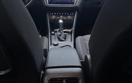 Volkswagen Tiguan II, 2017 год, 2 600 000 рублей, 8 фотография