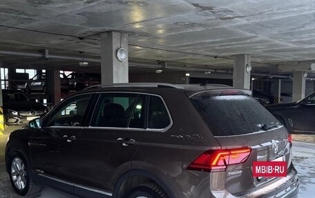 Volkswagen Tiguan II, 2017 год, 2 600 000 рублей, 4 фотография