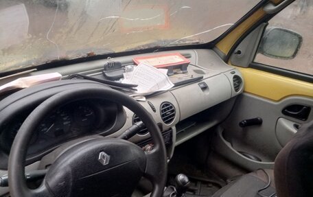 Renault Kangoo II рестайлинг, 2002 год, 130 000 рублей, 6 фотография