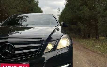 Mercedes-Benz E-Класс, 2012 год, 1 360 000 рублей, 5 фотография