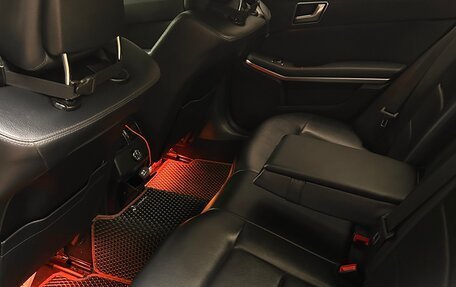 Mercedes-Benz E-Класс, 2012 год, 1 360 000 рублей, 15 фотография