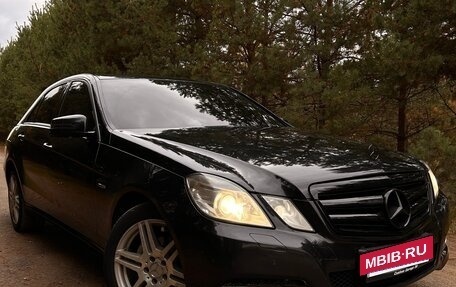 Mercedes-Benz E-Класс, 2012 год, 1 360 000 рублей, 6 фотография