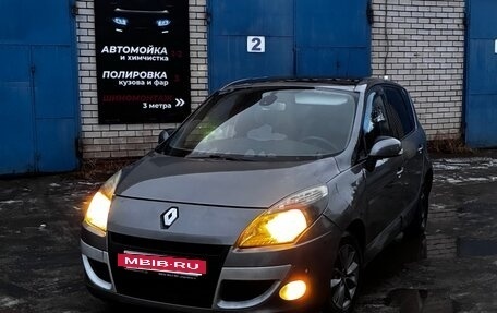 Renault Scenic III, 2009 год, 700 000 рублей, 2 фотография