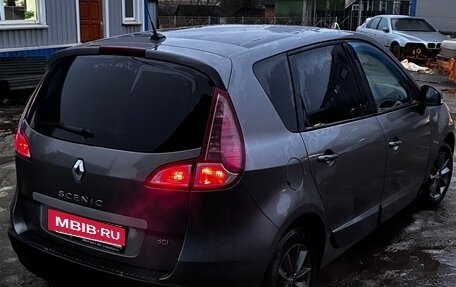 Renault Scenic III, 2009 год, 700 000 рублей, 9 фотография
