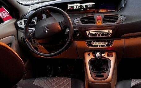 Renault Scenic III, 2009 год, 700 000 рублей, 5 фотография