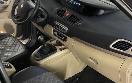 Renault Scenic III, 2009 год, 700 000 рублей, 19 фотография